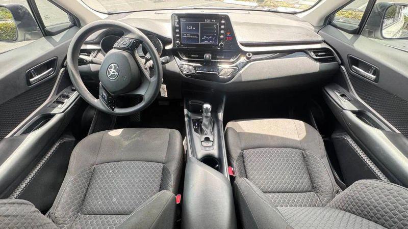 2021 Toyota C-HR LE