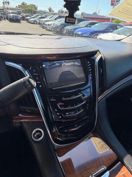 2015 Cadillac Escalade ESV Luxury