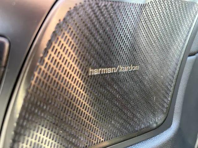 2023 Volvo XC60 B5 Ultimate Bright Theme