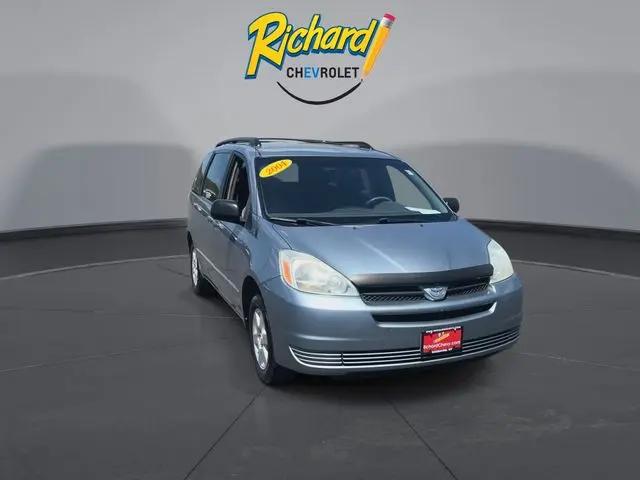 2004 Toyota Sienna CE