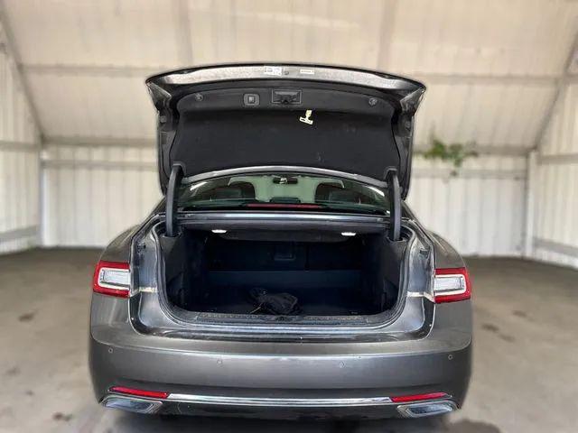 2019 Lincoln Continental Select
