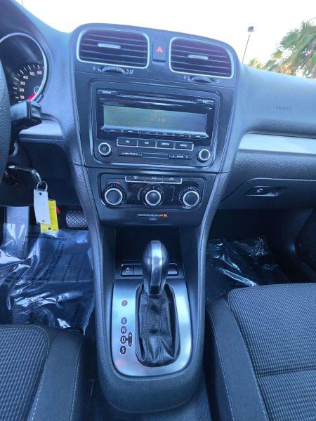 2013 Volkswagen Golf 2.5L 4-Door