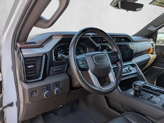 2024 GMC Sierra 1500 4WD Crew Cab Short Box Denali