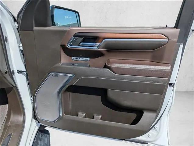 2024 GMC Sierra 1500 4WD Crew Cab Short Box Denali