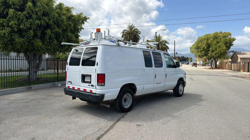 2013 Ford E-150 Base