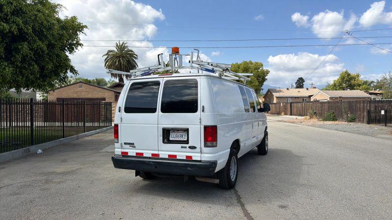 2013 Ford E-150 Base