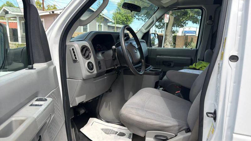 2013 Ford E-150 Base
