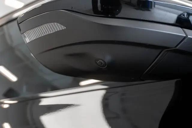 2024 Audi e-tron Prestige quattro