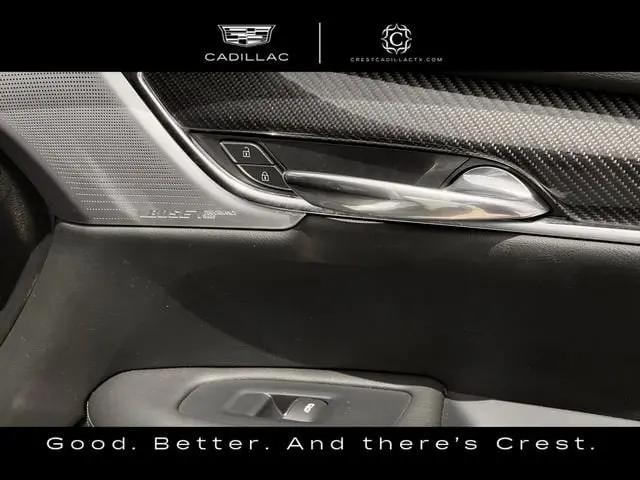 2024 Cadillac XT6 AWD Sport