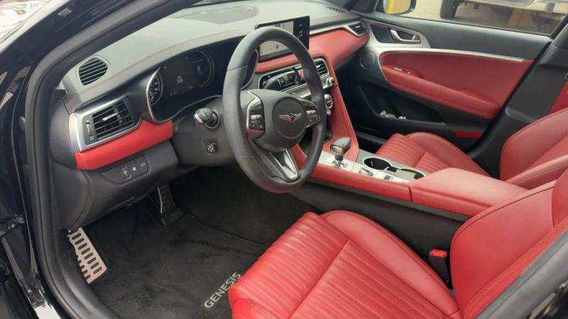 2023 Genesis G70 2.0T RWD