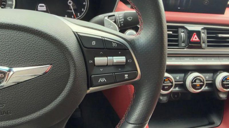 2023 Genesis G70 2.0T RWD