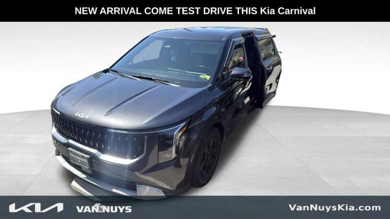 2025 Kia Carnival MPV LXS for sale in Van Nuys, CA