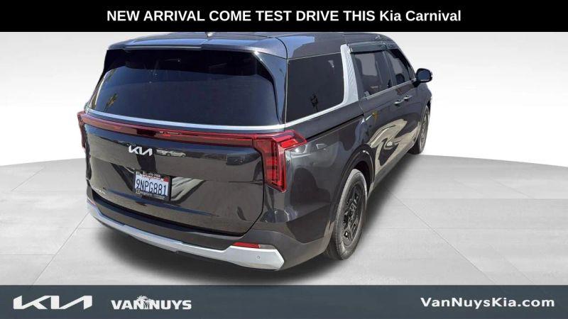 2025 Kia Carnival MPV LXS