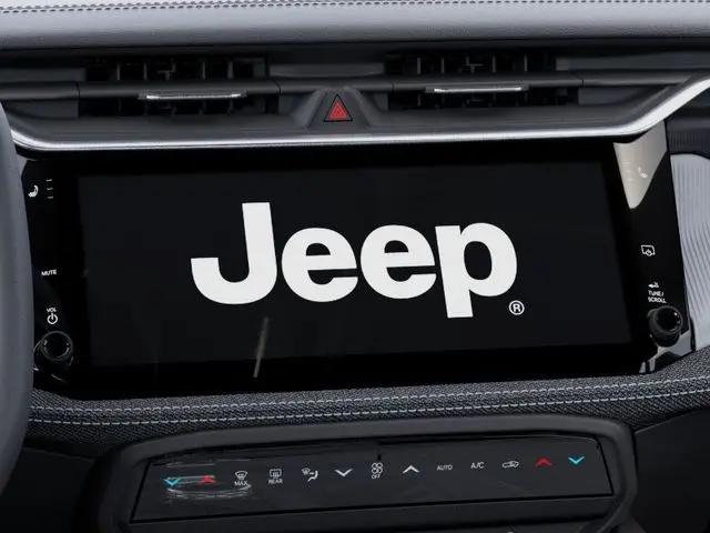 2026 Jeep Cherokee Laredo 4x4