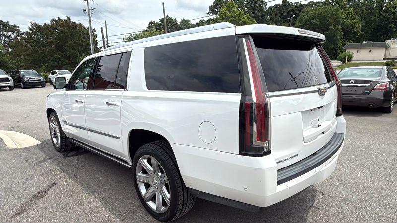2018 Cadillac Escalade ESV Premium Luxury