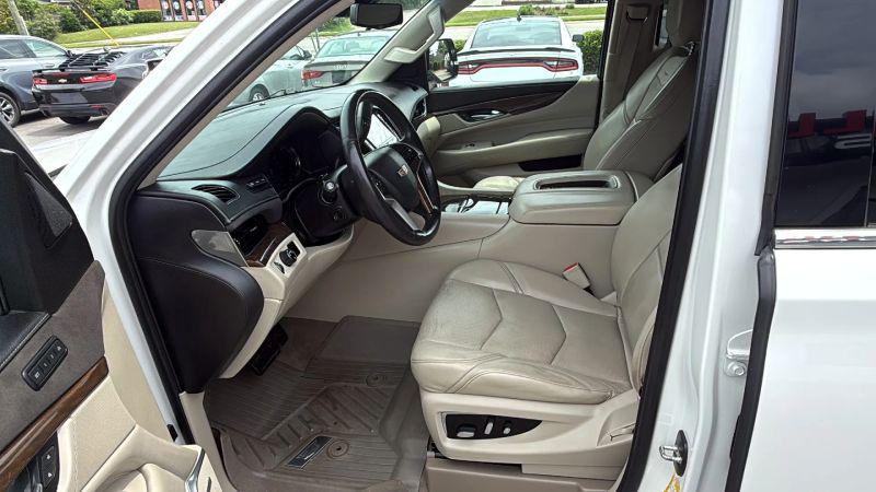 2018 Cadillac Escalade ESV Premium Luxury