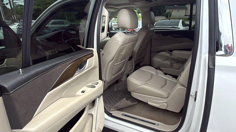 2018 Cadillac Escalade ESV Premium Luxury