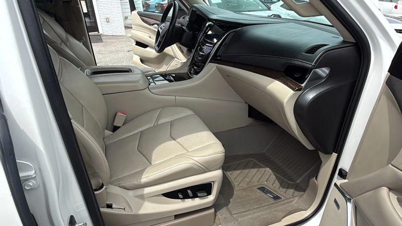 2018 Cadillac Escalade ESV Premium Luxury