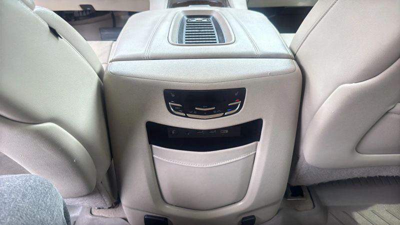 2018 Cadillac Escalade ESV Premium Luxury
