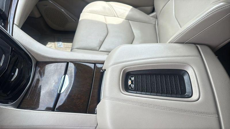 2018 Cadillac Escalade ESV Premium Luxury