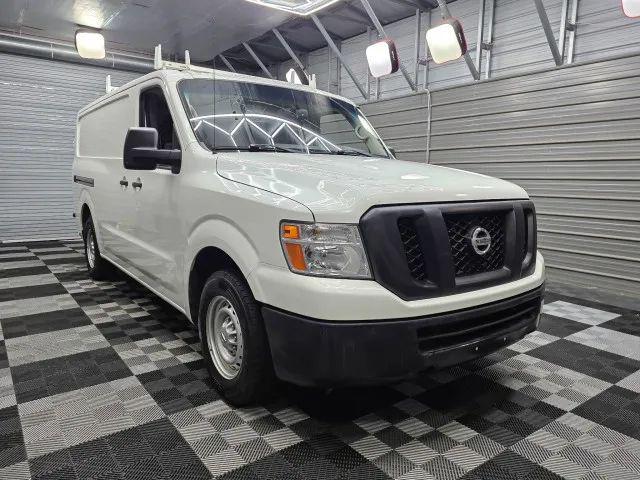 2016 Nissan 1500 S V6