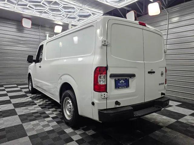 2016 Nissan 1500 S V6