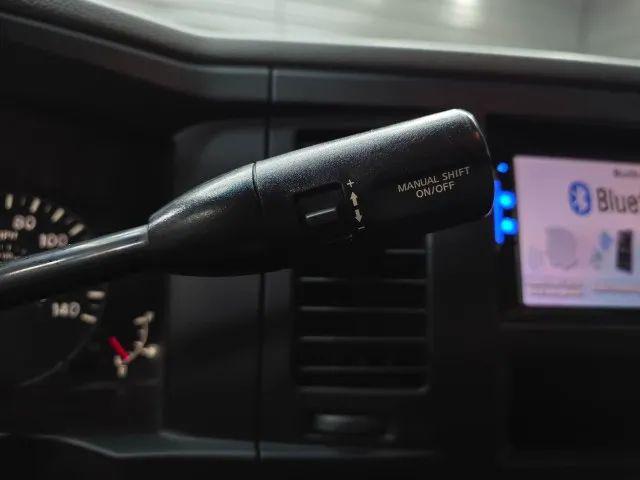 2016 Nissan 1500 S V6