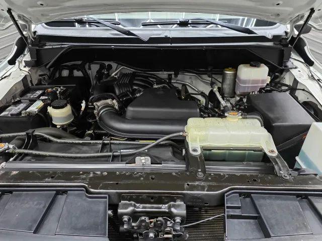 2016 Nissan 1500 S V6