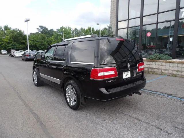 2008 Lincoln Navigator Base