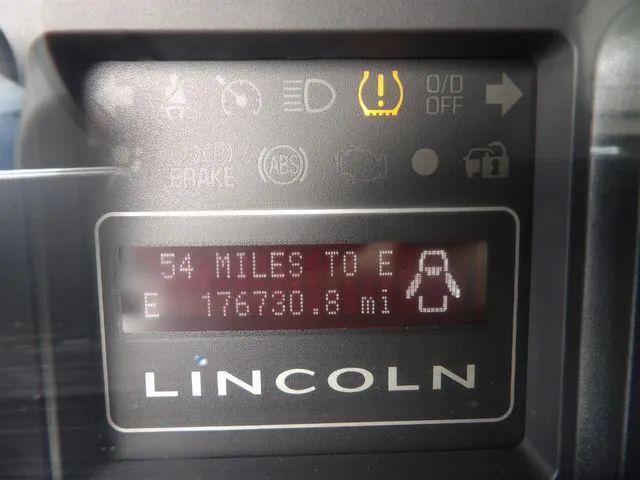 2008 Lincoln Navigator Base