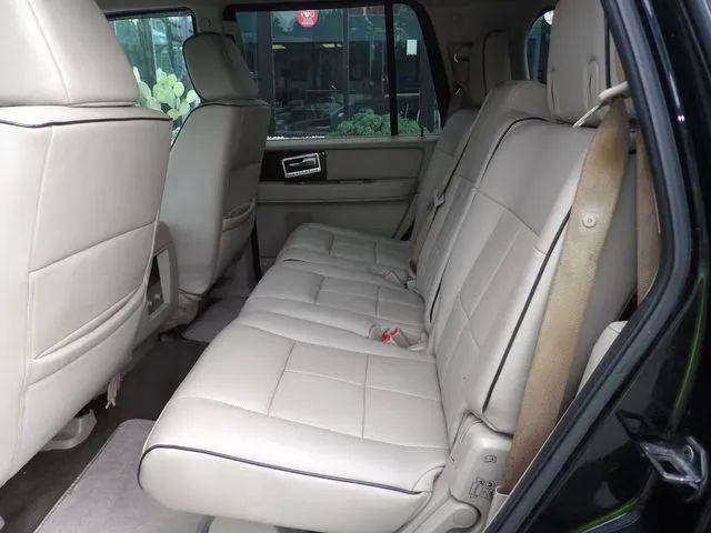 2008 Lincoln Navigator Base
