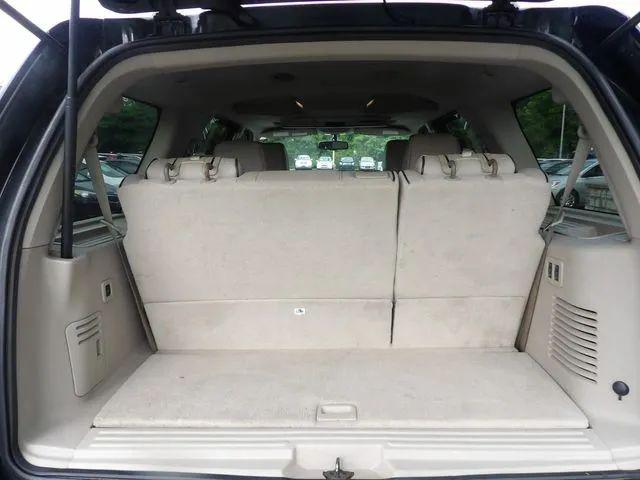 2008 Lincoln Navigator Base