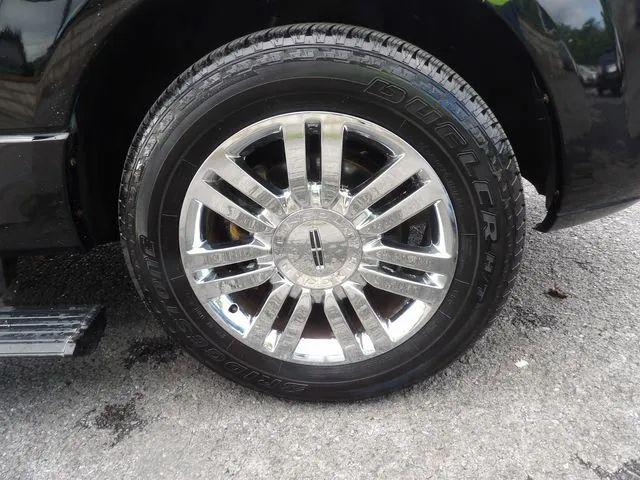 2008 Lincoln Navigator Base