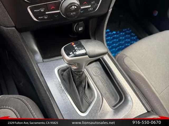 2015 Dodge Charger SXT