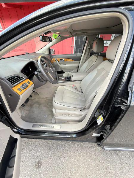 2013 Lincoln MKX Base