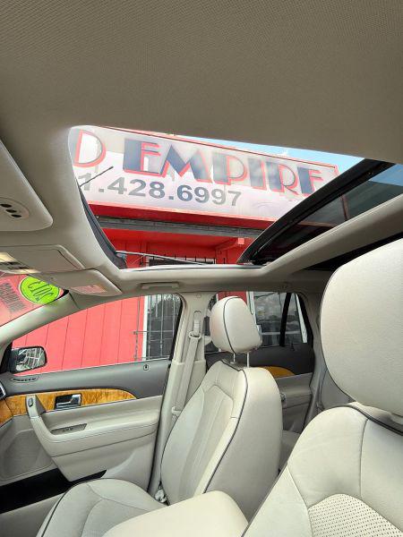 2013 Lincoln MKX Base