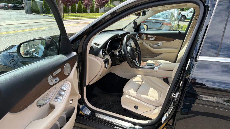 2021 Mercedes-Benz GLC 4MATIC SUV