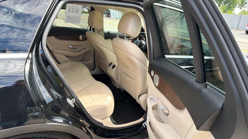 2021 Mercedes-Benz GLC 4MATIC SUV