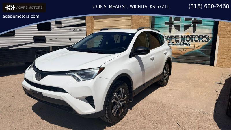 2017 Toyota RAV4 LE for sale in Wichita, KS