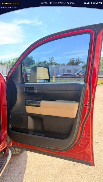 2012 Toyota Tundra Grade 5.7L V8