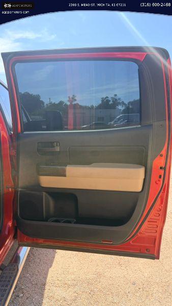 2012 Toyota Tundra Grade 5.7L V8