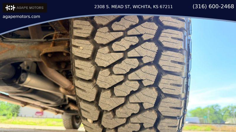 2012 Toyota Tundra Grade 5.7L V8