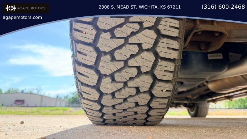 2012 Toyota Tundra Grade 5.7L V8