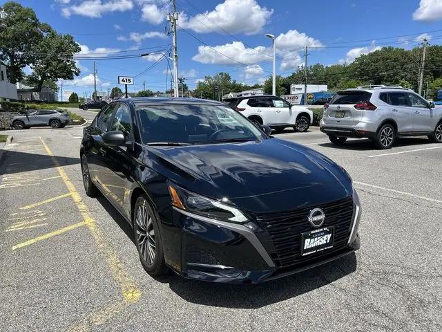 2026 Nissan Altima SV FWD