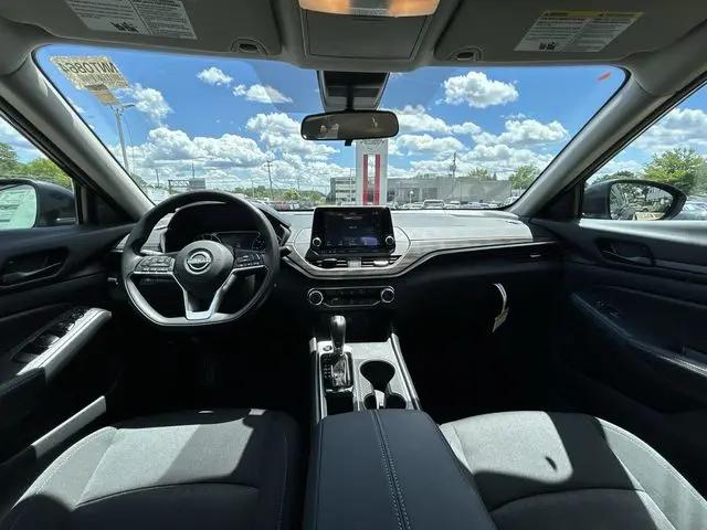 2026 Nissan Altima SV FWD