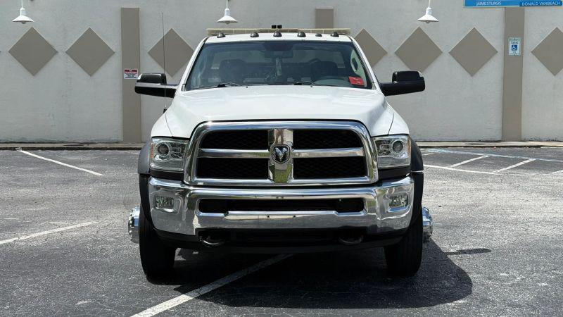 2015 Ram 4500 Chassis Tradesman/SLT