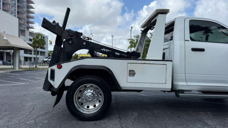 2015 Ram 4500 Chassis Tradesman/SLT