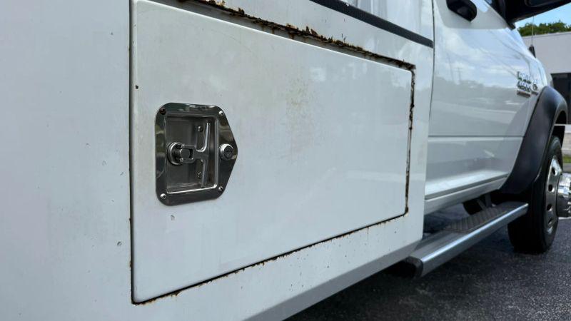 2015 Ram 4500 Chassis Tradesman/SLT