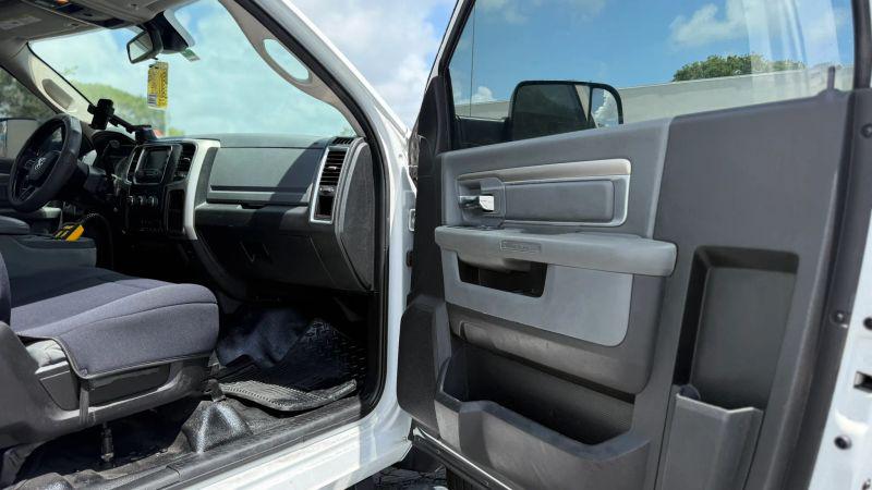 2015 Ram 4500 Chassis Tradesman/SLT