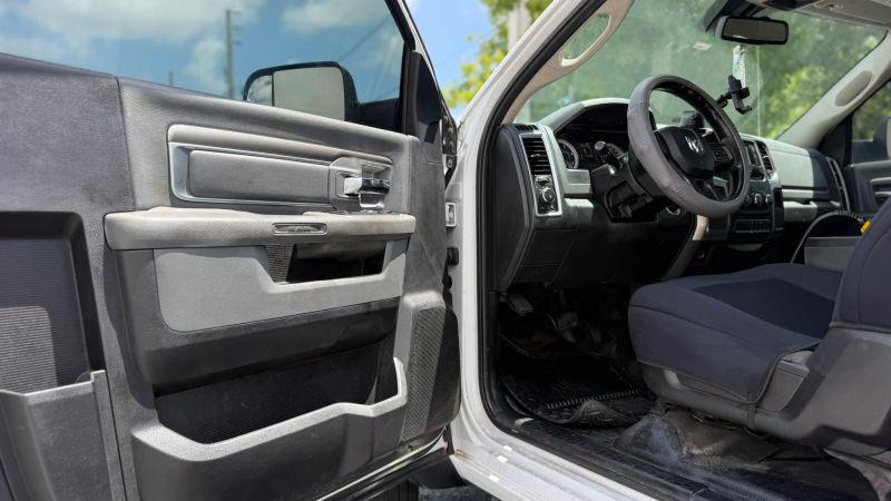 2015 Ram 4500 Chassis Tradesman/SLT